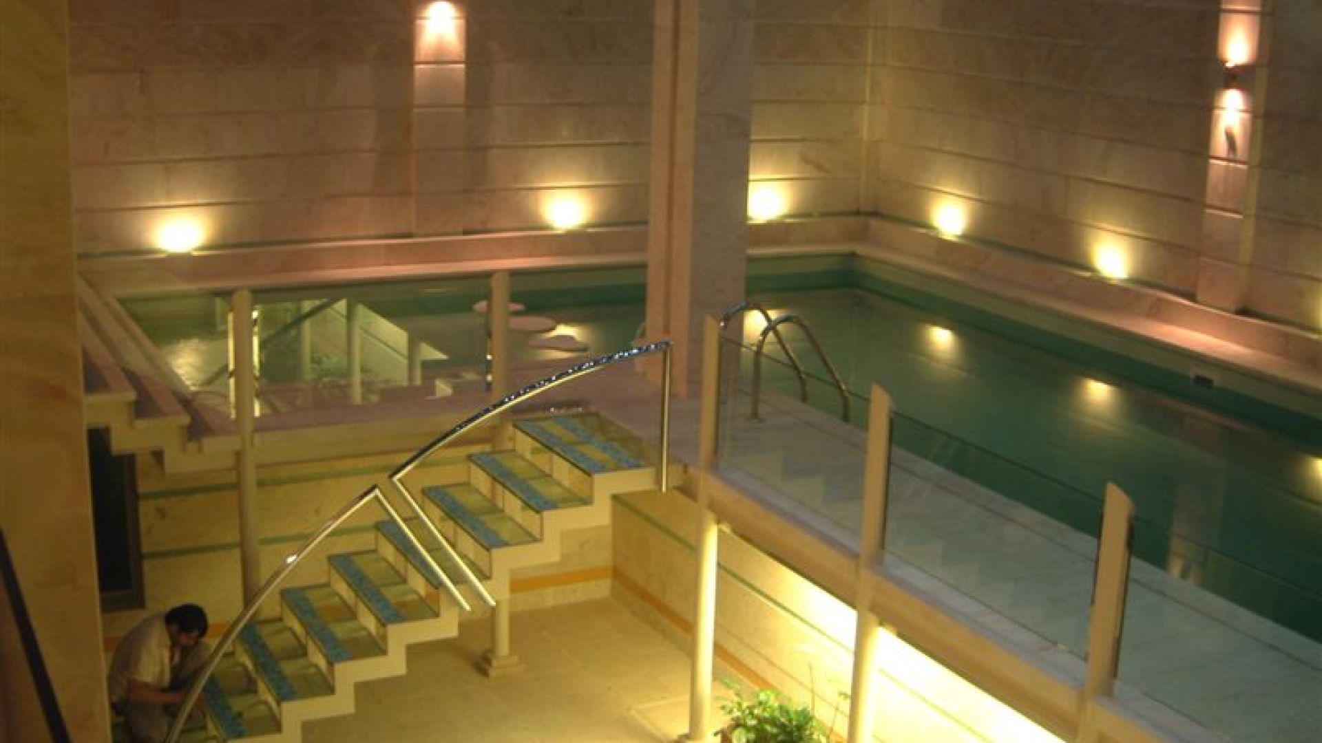 Hotelbad_Iran